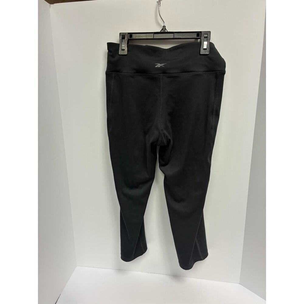 Reebok Women's Medium Basic Capri Training Tights… - image 2